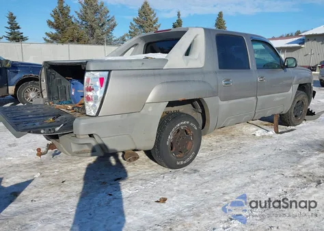 2002 Chevrolet Avalanche 1500 from USA, damaged, VIN 3GNEC13T82G109983